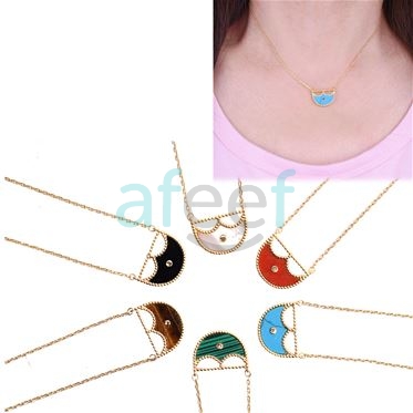 Picture of Niqaab Shape Pendant With Chain (KW02)