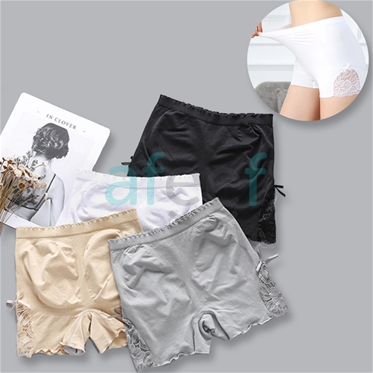 Picture of Women Short Elastic Underwear With Lace Free Size (SH47)